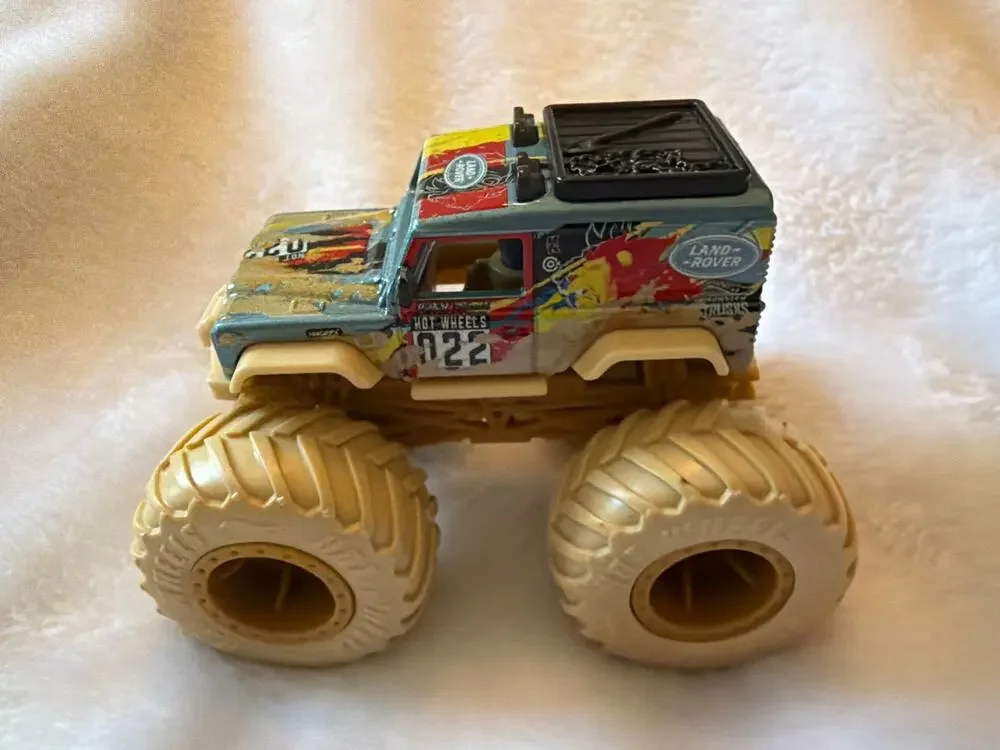 Hot Wheels Monster Trucks Land Rover Defender 90 Rally Diecast Truck Loose